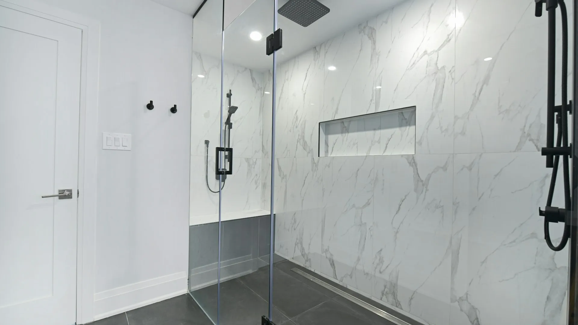 Bathroom remodeling in Newbury Park, CA by Master Construction